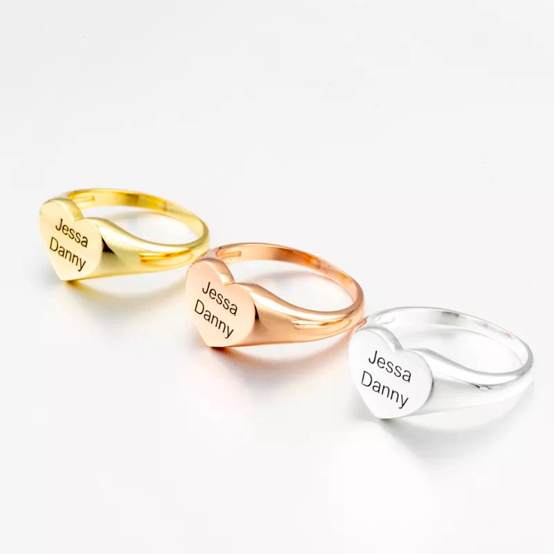 Signet Ring With Personalized Pattern Or Words