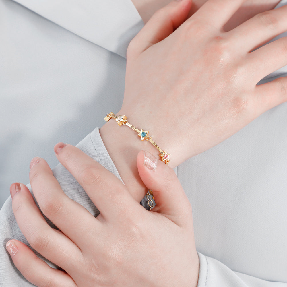 Mother's Day Gift Star Bracelet with Family Names and Birthstones