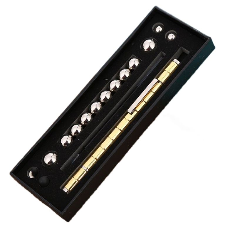 Magnetic pen
