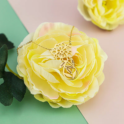 Mother's Day Gift Carnation Custom Name Necklace