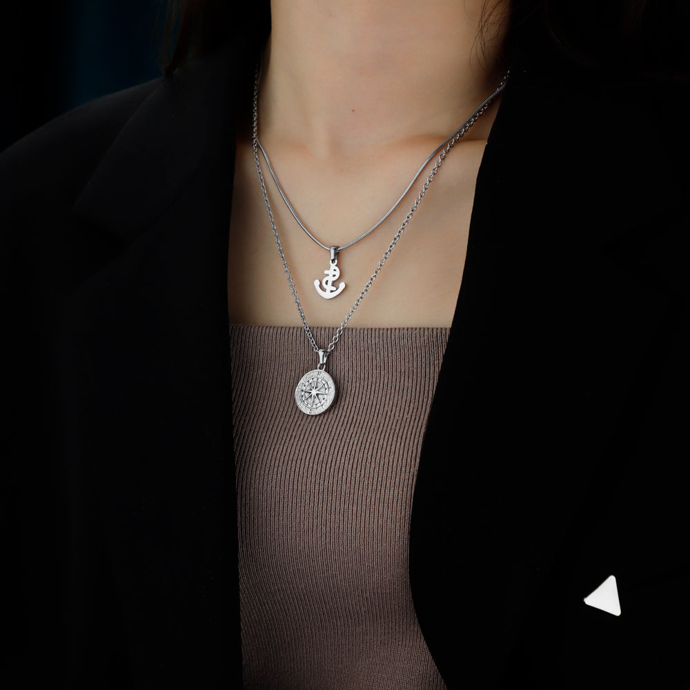 CHRISTMAS GIFT WOMENS COMPASS PENDANT NECKLACE